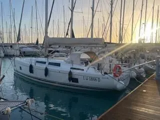 2018 Hanse 418