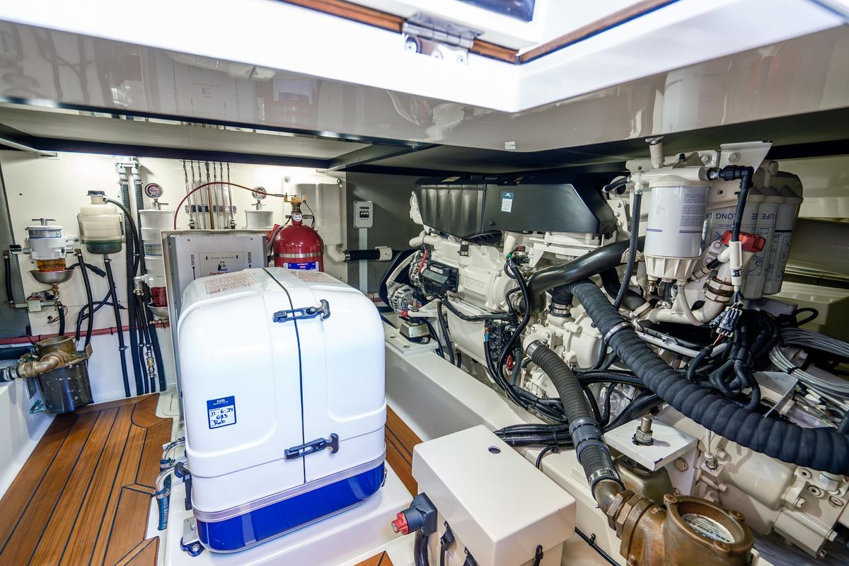 2020 Palm Beach Motor Yachts 55 