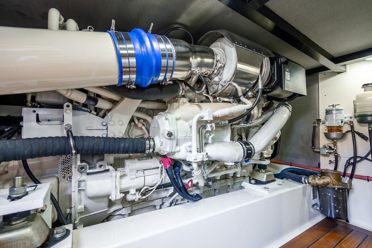 2020 Palm Beach Motor Yachts 55 