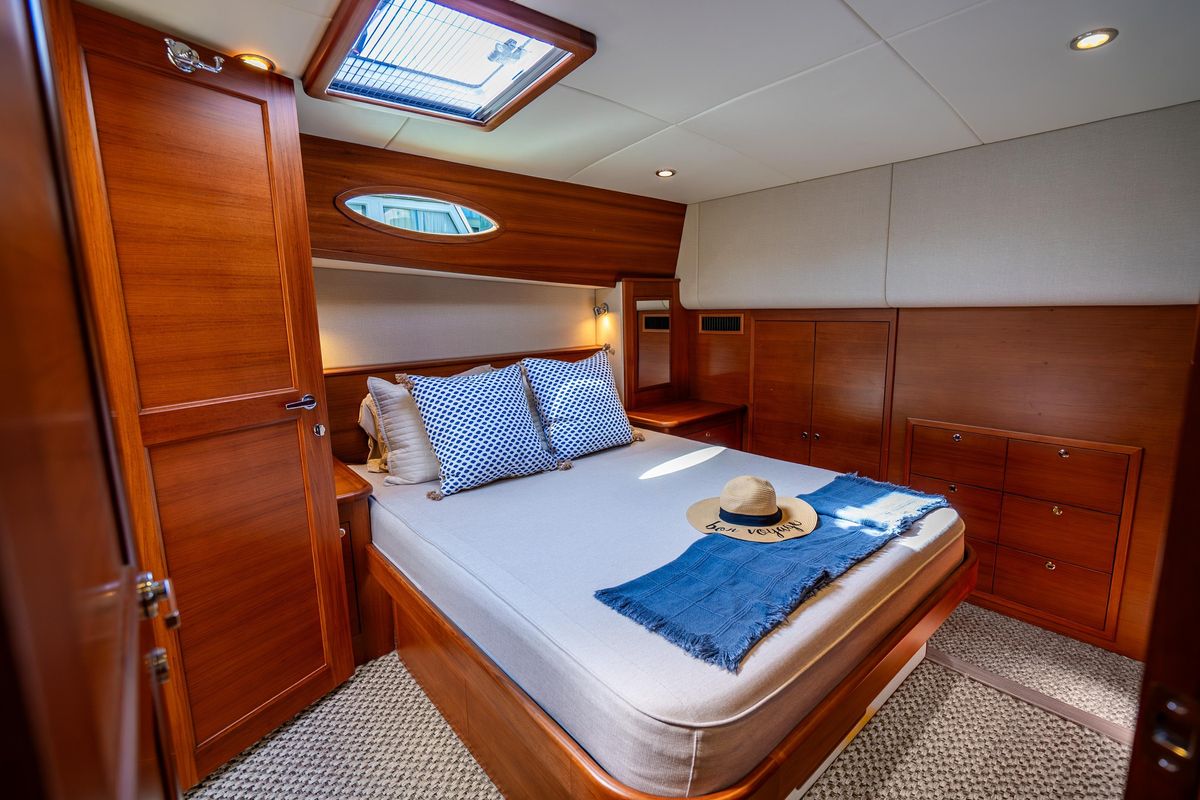 2020 Palm Beach Motor Yachts 55 