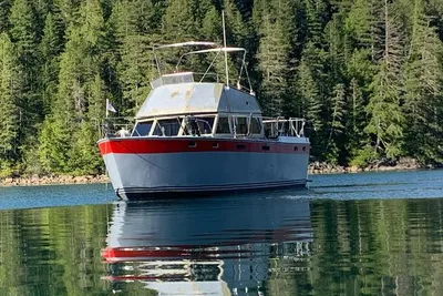 Custom Aluminum Cruiser 37