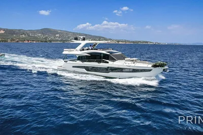 Galeon 680 Fly