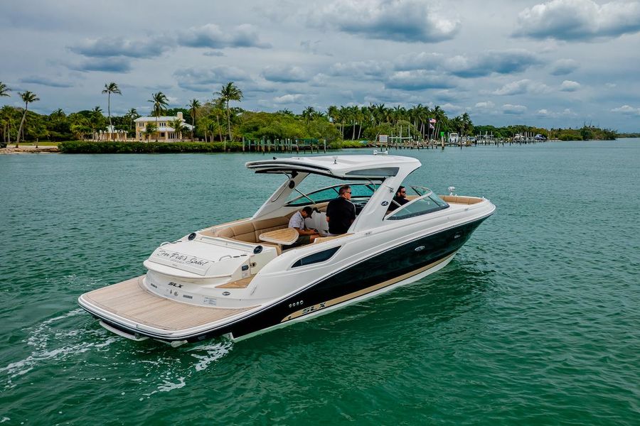 2016 Sea Ray 350 SLX