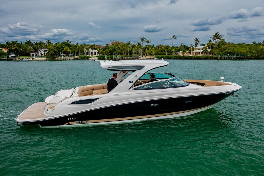 2016 Sea Ray 350 SLX