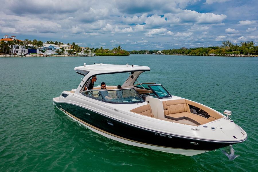 2016 Sea Ray 350 SLX