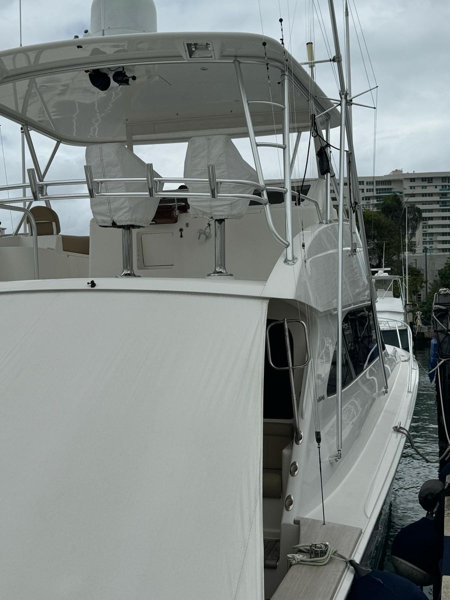 2010 Viking 54 