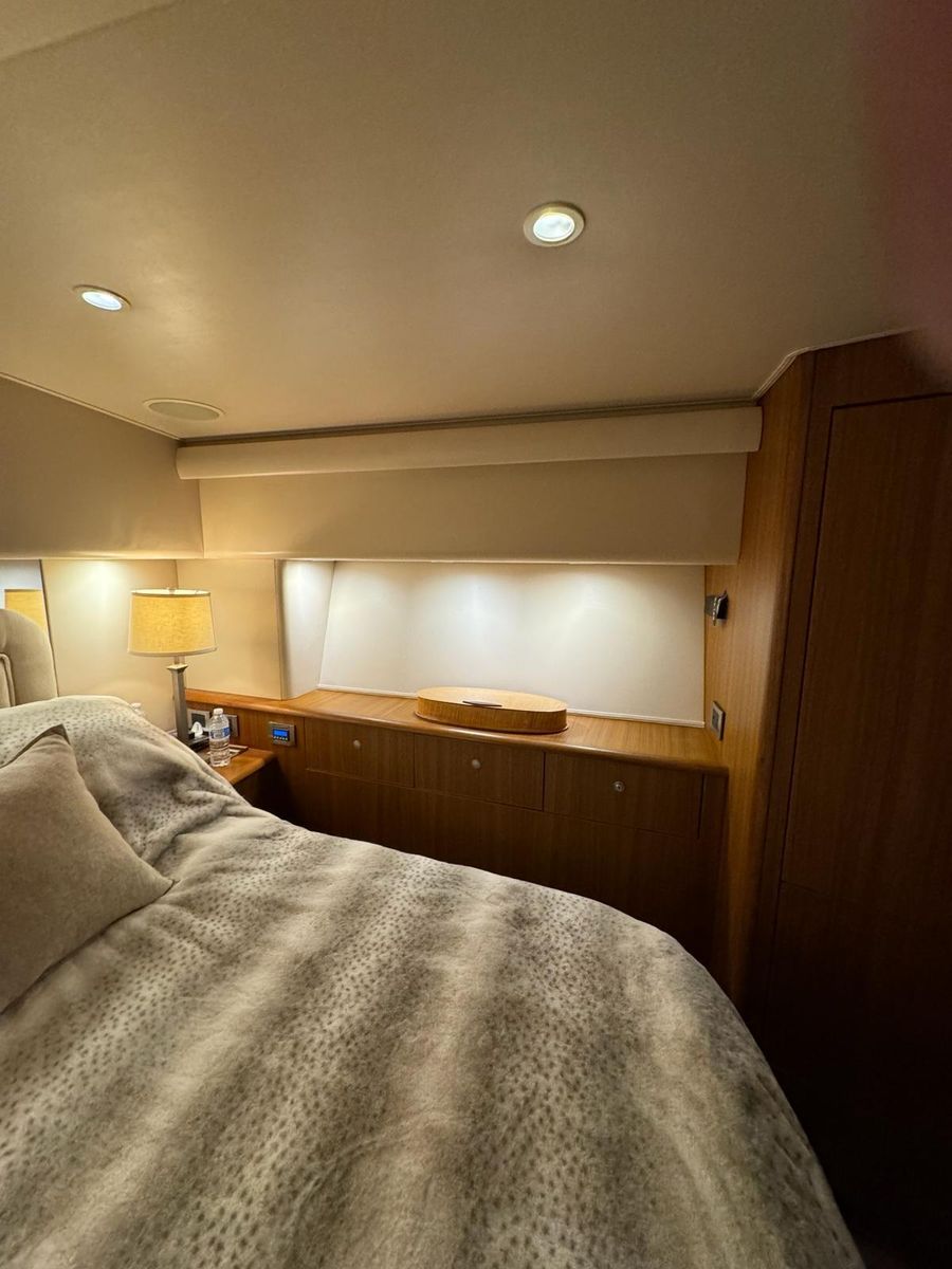 2010 Viking 54 