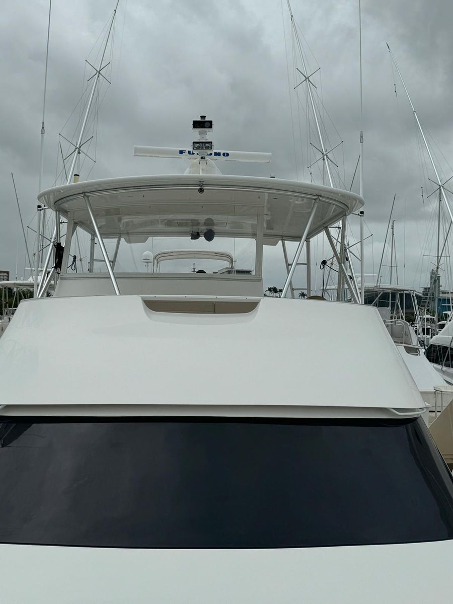 2010 Viking 54 