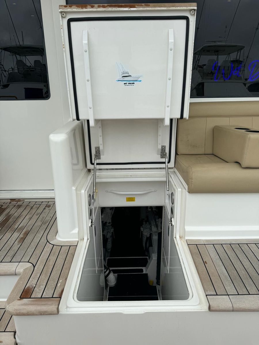 2010 Viking 54 