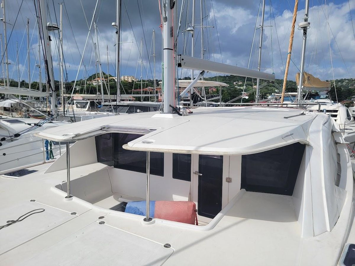 2015 Leopard 44 