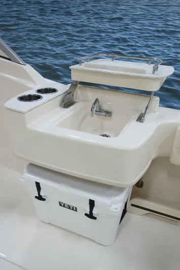  Yacht Photos Pics Boat sink and cooler on 2026 Grady-White GW 235 Freedom, with ocean background.