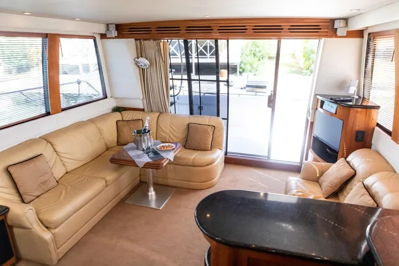 Alchemy Yacht Photos Pics 