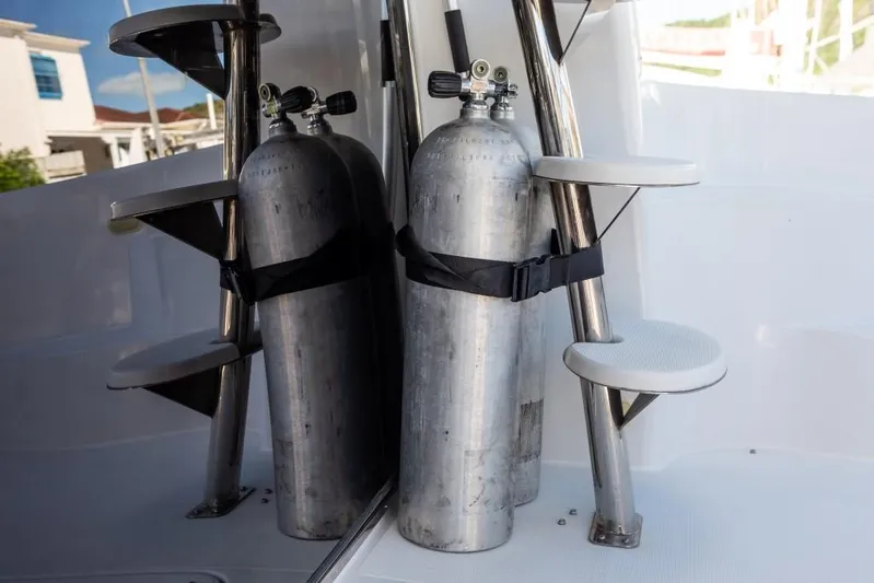 Alchemy Yacht Photos Pics 