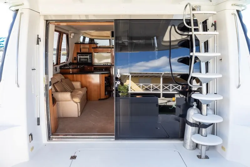 Alchemy Yacht Photos Pics 