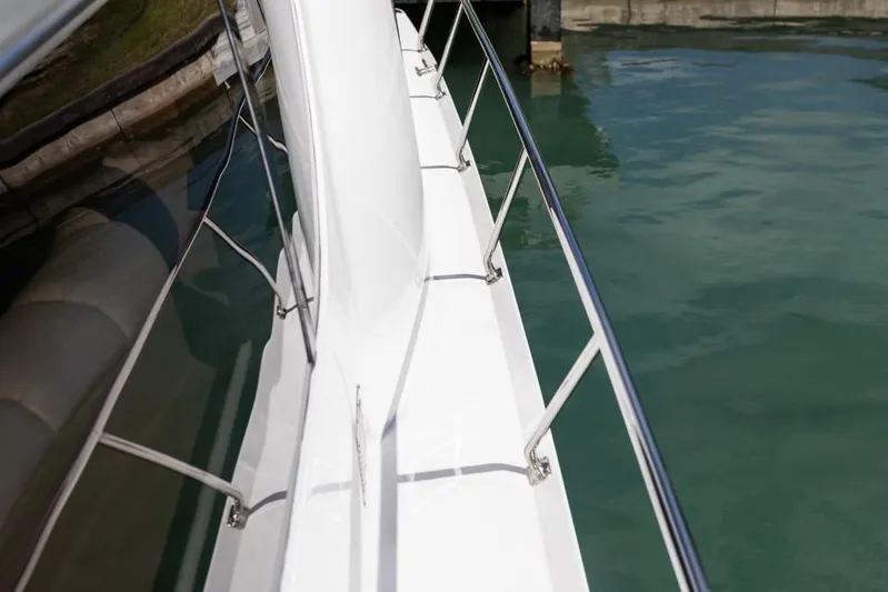 Alchemy Yacht Photos Pics 