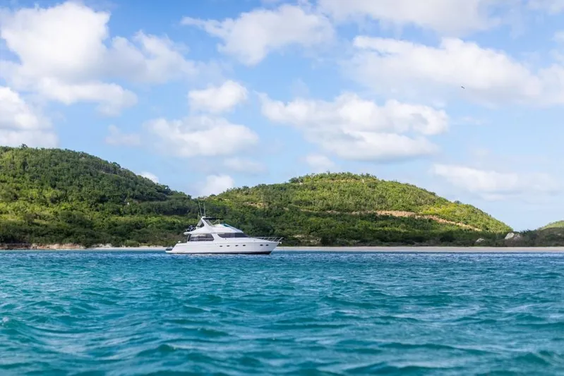 Alchemy Yacht Photos Pics 