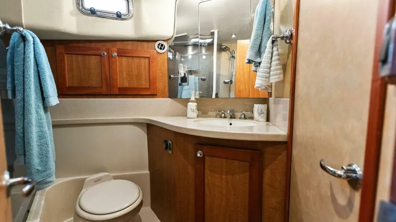 Island Time Yacht Photos Pics Head