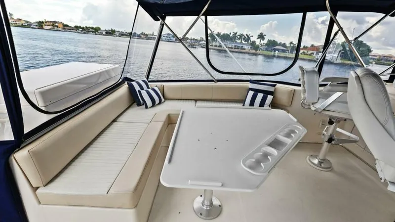 Island Time Yacht Photos Pics Flybridge