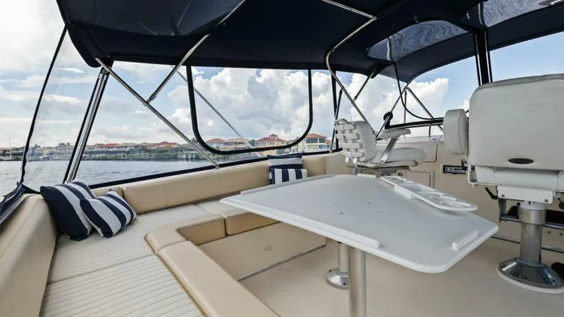 Island Time Yacht Photos Pics Flybridge