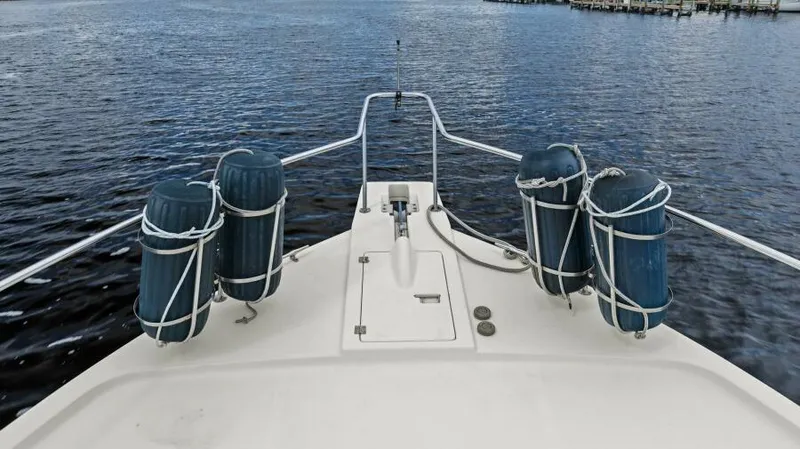 Island Time Yacht Photos Pics Windlass Anchor System