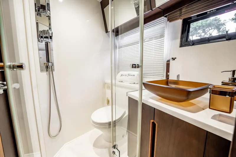 Bikini Blues Yacht Photos Pics Luxurious bathroom in 2017 Galeon 510 Sky yacht with modern fixtures and elegant design.