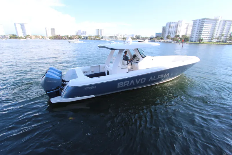 "alpha Bravo" Yacht Photos Pics 