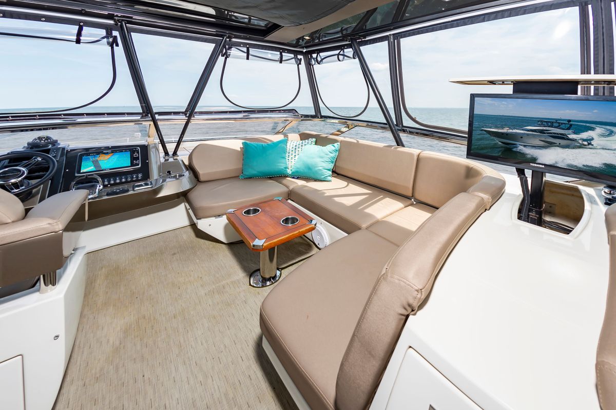 2013 Marquis 63 