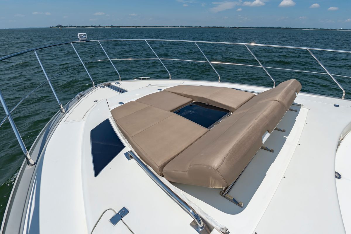 2013 Marquis 63 
