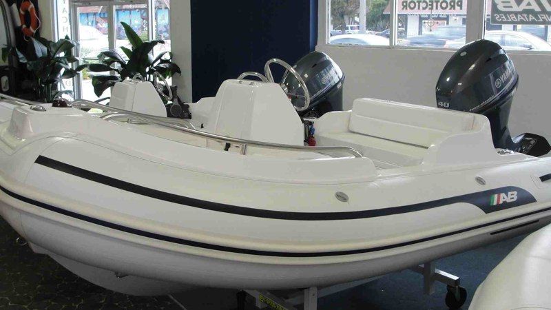2023 AB Inflatables 13 Dlx