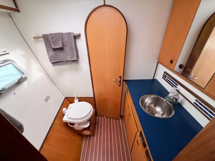 Trebuchet Yacht Photos Pics 