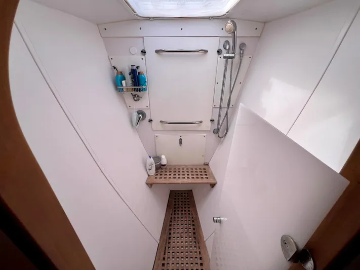 Trebuchet Yacht Photos Pics 