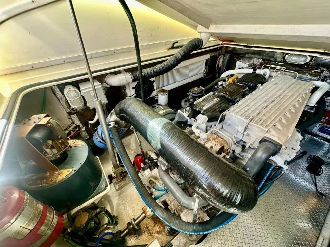 Steamer Yacht Photos Pics 2008 Albemarle 410 Express Fisherman - Image 41