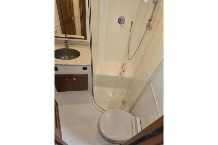 Steamer Yacht Photos Pics 2008 Albemarle 410 Express Fisherman - Image 20