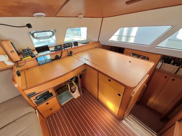 Trebuchet Yacht Photos Pics 