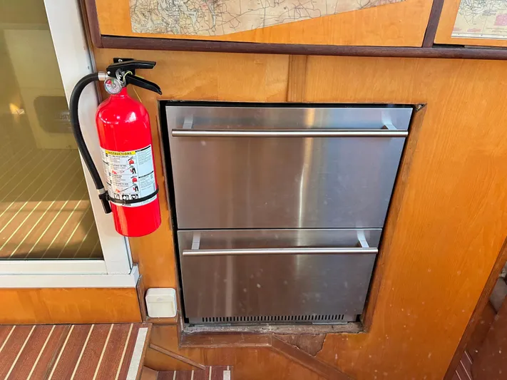 Trebuchet Yacht Photos Pics 