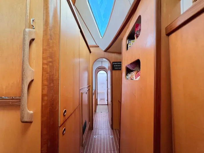 Trebuchet Yacht Photos Pics 