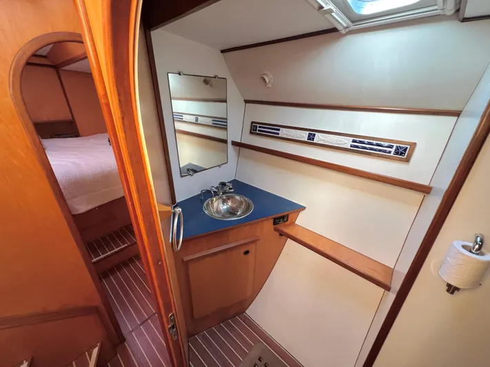 Trebuchet Yacht Photos Pics 