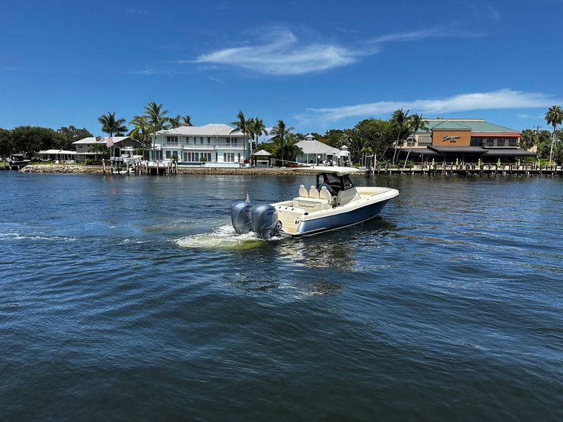 2019 Chris-Craft Catalina 34