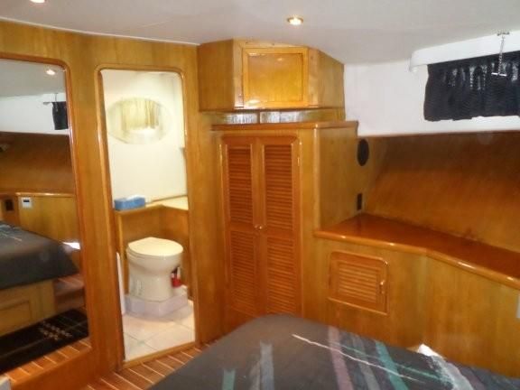 1991 Vantare Custom Flybridge Motoryacht