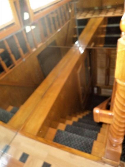 1991-90-vantare-custom-flybridge-motoryacht