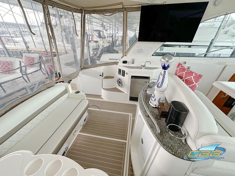 2007 Cruisers Yachts 390 Sports Coupe