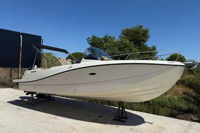 2019 Quicksilver 755 sundeck