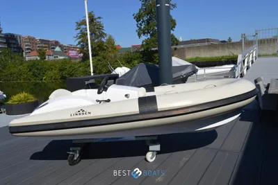2019 PIRELLI Speedboats J33 Linssen Edition