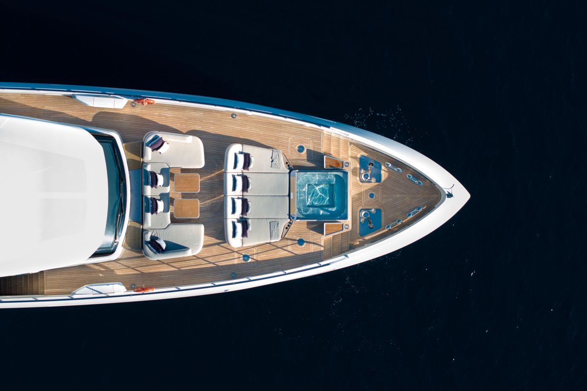 2022 Azimut 118 