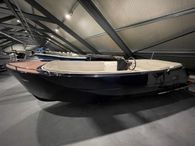 2022 Primeur 710 tender