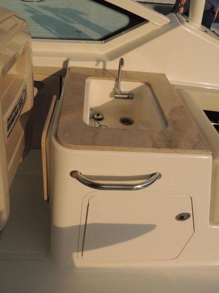 2021 Boston Whaler 280 Vantage