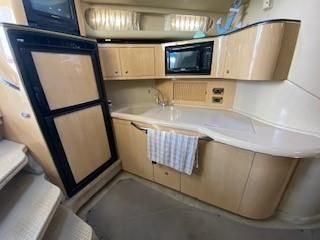 2001 Sea Ray 380 Sundancer