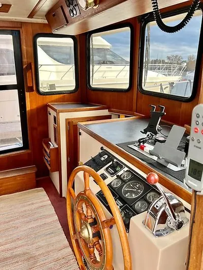 Sea Duck II Yacht Photos Pics 