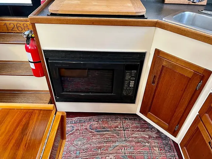 Sea Duck II Yacht Photos Pics 