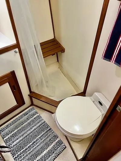 Sea Duck II Yacht Photos Pics 